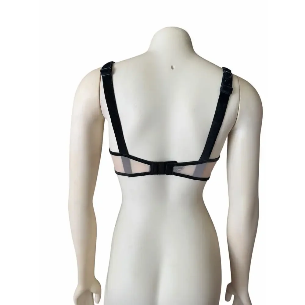Victoria’s Secret Very Sexy Velvet Applique Sheer Unlined Plunge Bra 34B Mesh